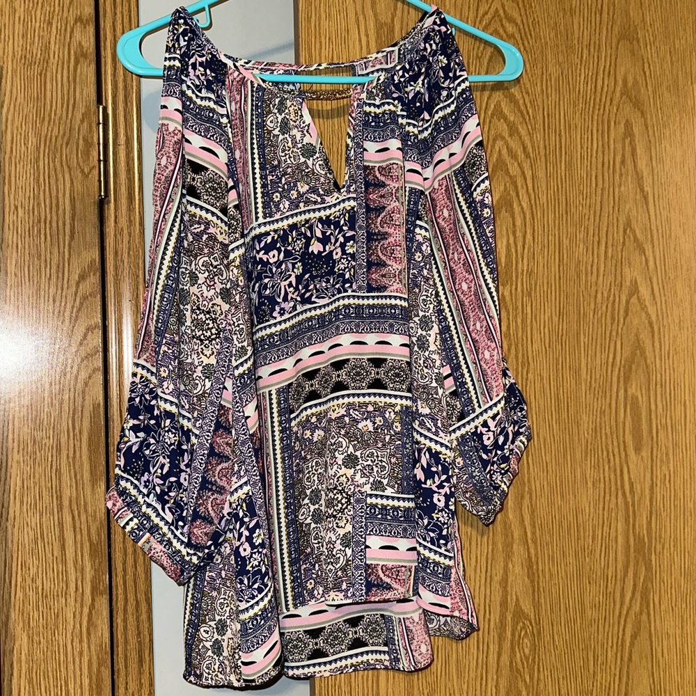 Light and flowy blouse